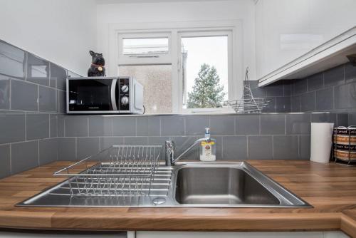 40 Tomnahurich Street Apartment