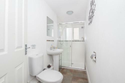 40 Tomnahurich Street Apartment