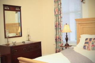 Dupont Mansion Historic Bed And Breakfast