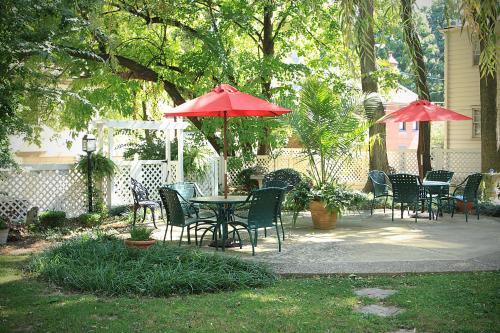 Dupont Mansion Historic Bed And Breakfast