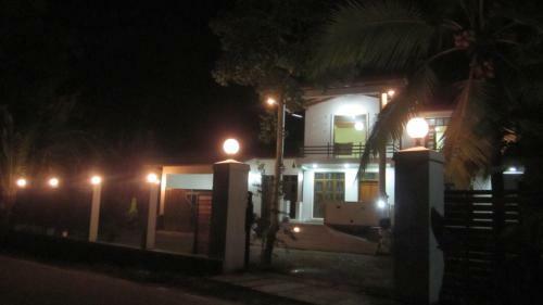 The Breeze Pinnawala Homestay