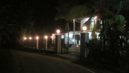 The Breeze Pinnawala Homestay