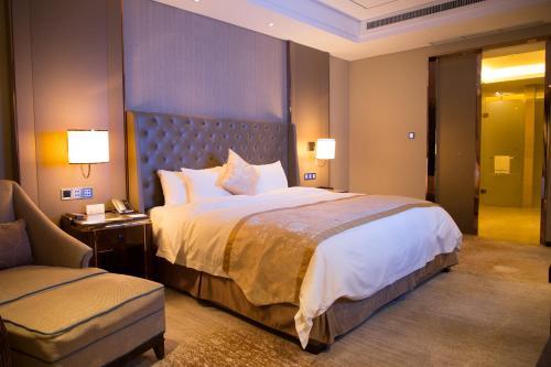 Hotel Howard Johnson Tianyu Plaza Yingtan