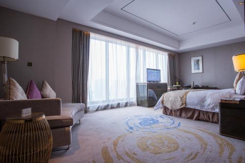 Hotel Howard Johnson Tianyu Plaza Yingtan