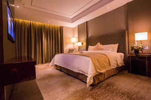 Hotel Howard Johnson Tianyu Plaza Yingtan