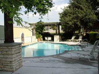 Hotel Doubletree By Hilton Austin Un