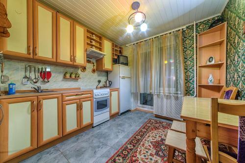 Apartment On Storozhevskaya 8