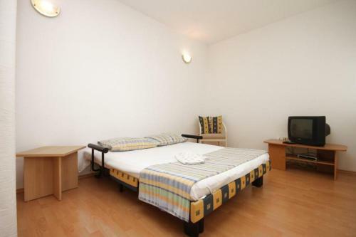 Hostal Double Room Makarska 6839a