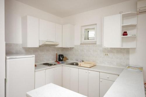 Hostal Double Room Makarska 6839a