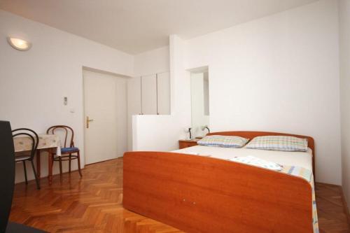 Hostal Double Room Makarska 6839a