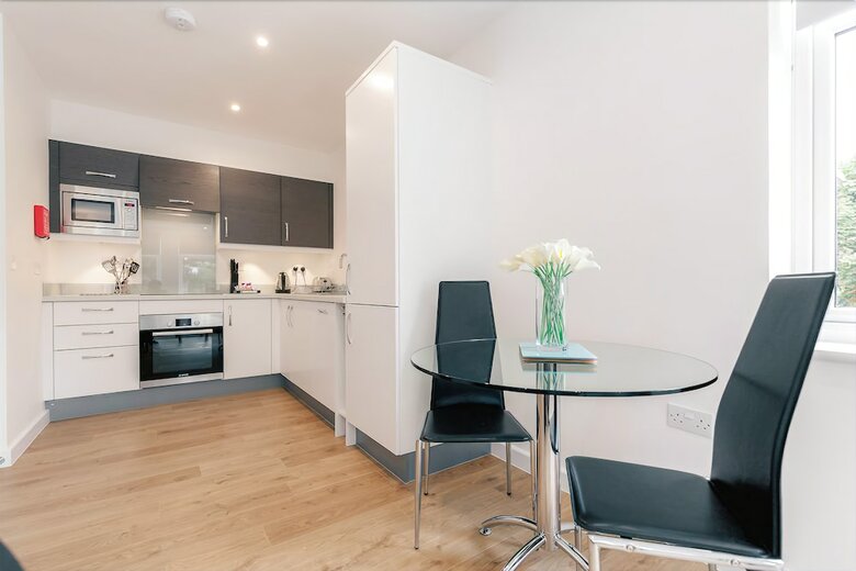 Roomspace Apartments - Swan House
