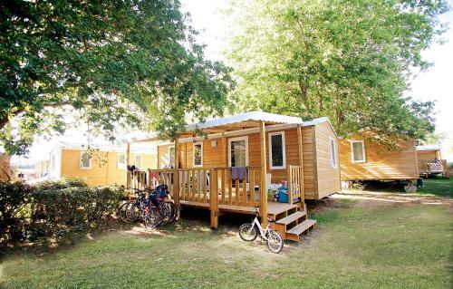 Domaine R�sidentiel De Plein Air Le Vorlen