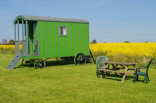 Shrublands Farm Shepherd's Hut