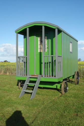 Shrublands Farm Shepherd's Hut