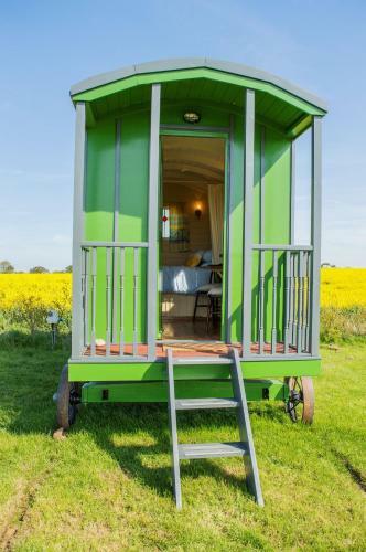 Shrublands Farm Shepherd's Hut
