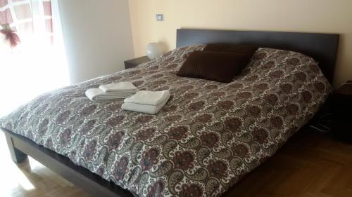 B&B Marigold