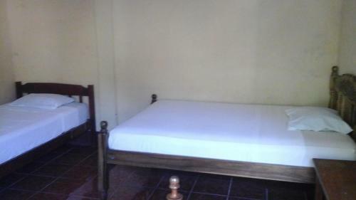 Hostal Hostel Edelma