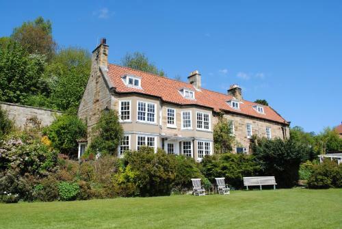 Bed & Breakfast Groves Hall