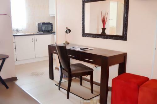 Hostal Phomolo Guest House