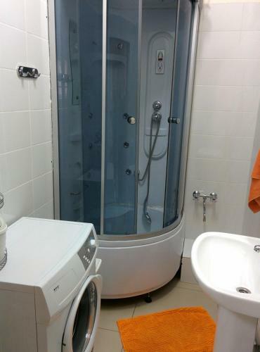 Hostel Apelsin