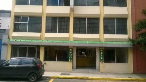 Hostal Bacastell