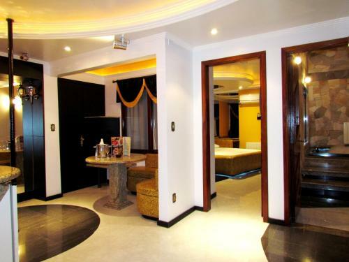 Hotel Motel Giro D'�gua