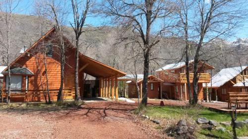 Caba�as Tronco Mayen