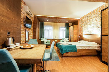 Hotel Cube Suites