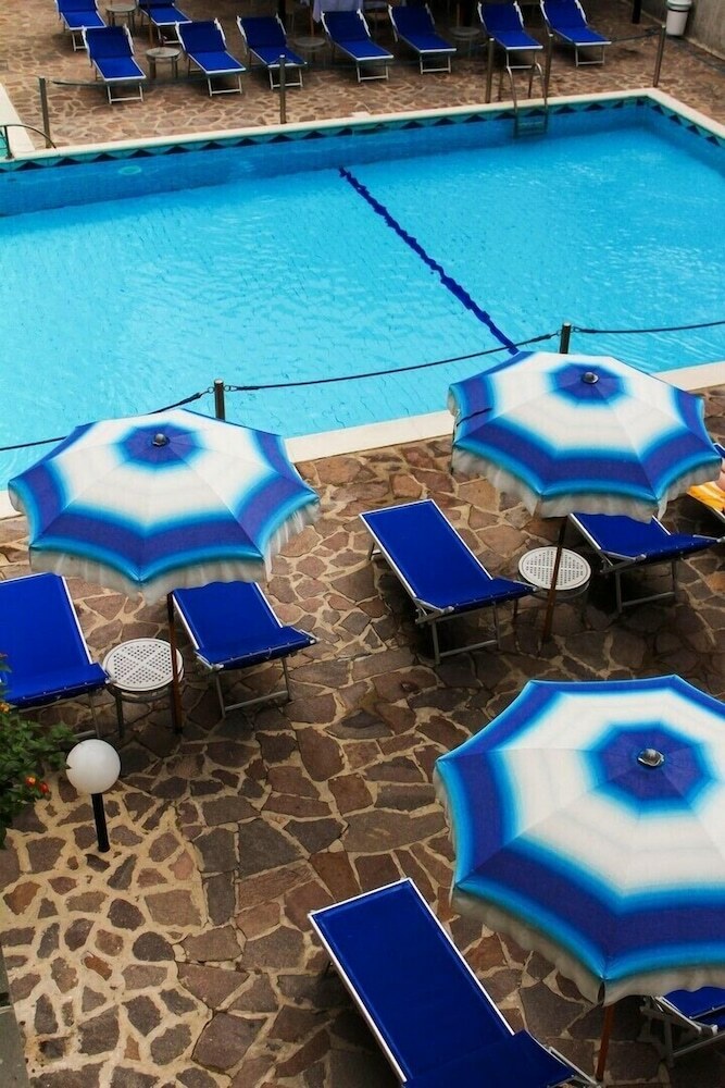 Hotel Residence San Pietro