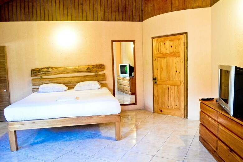 Hotel Le Mer Guest House & Villa - Lucea