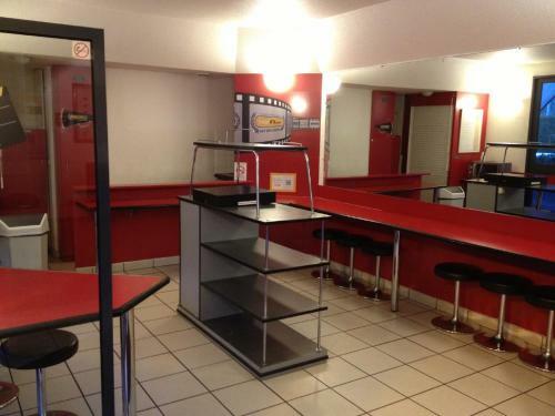 Hotelf1 Remiremont Saint Nabord
