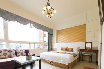 Hotel Ola House