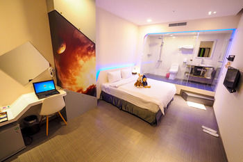 Starship Business Hotel