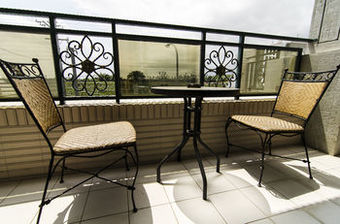 Bed & Breakfast 100 Per Centum Homestay