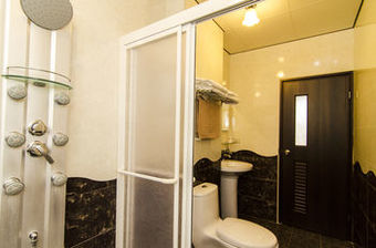 Bed & Breakfast 100 Per Centum Homestay