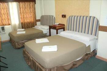 Hotel Golden Stallion Suites