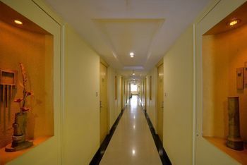 Hotel Oyo Premium Somajiguda