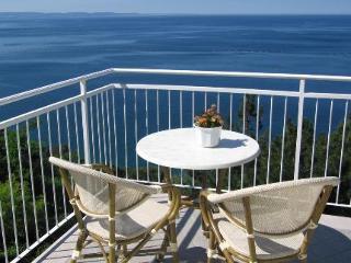 Bed & Breakfast Dream House