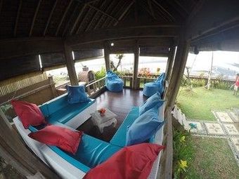 Hotel Joglo On The Beach