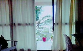 Hotel Boca Beach Resort Club