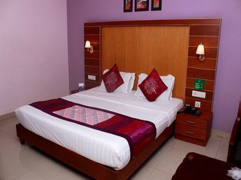 Hotel Oyo Premium Mysore Railway Station