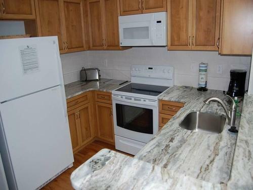 Apartamento Pelican's Landing 327 Condo