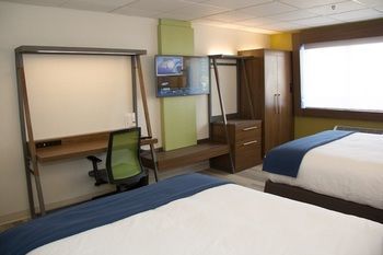 Hotel Holiday Inn Express & Suites Salem
