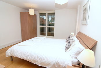 Apartment Wharf � Water Gardens