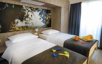 Medora Auri Family Beach Hotel