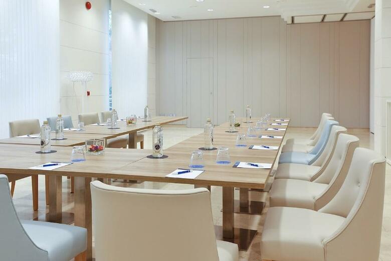 Hotel NH Canciller Ayala Vitoria