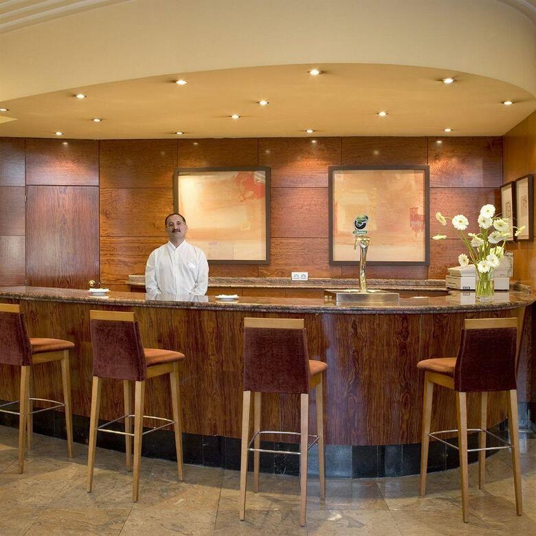 Hotel NH Canciller Ayala Vitoria