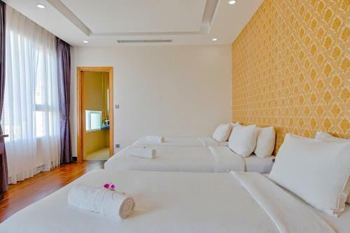 Queen's Finger Hotel