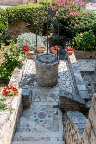 Apartments Ariana