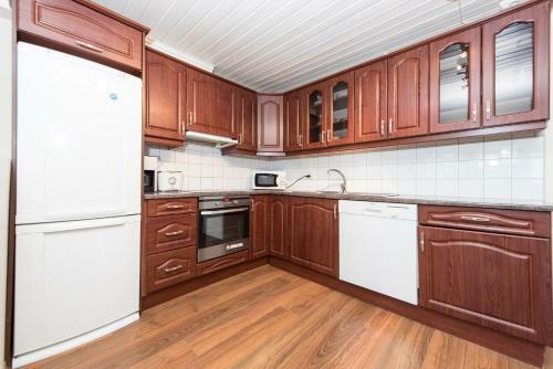 Gausel Apartments